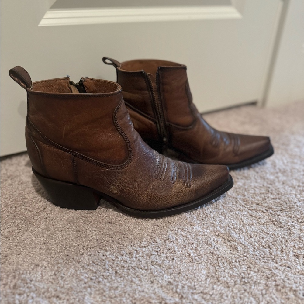Lucchese Brown Leather Ankle Booties
